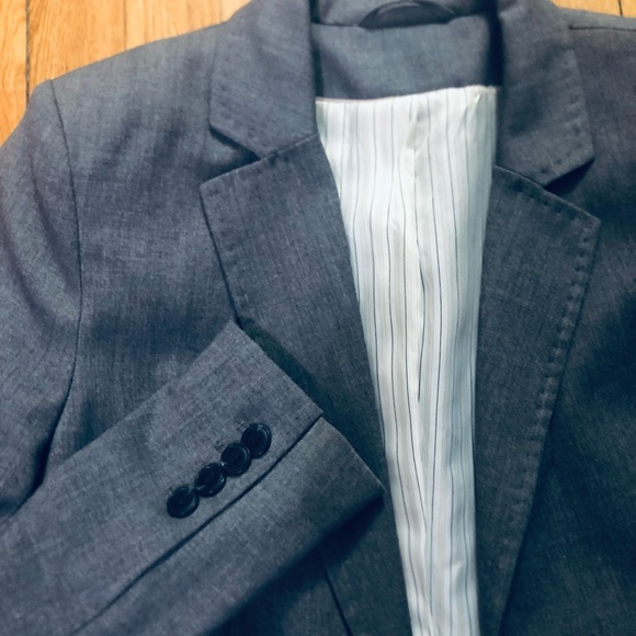 Grey suit jacket - Picture 2 of 3